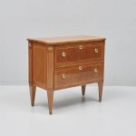 1480 8011 CHEST OF DRAWERS